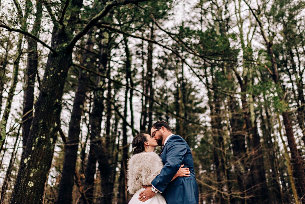 Sturbridge MA Wedding Photographer at the Publick House