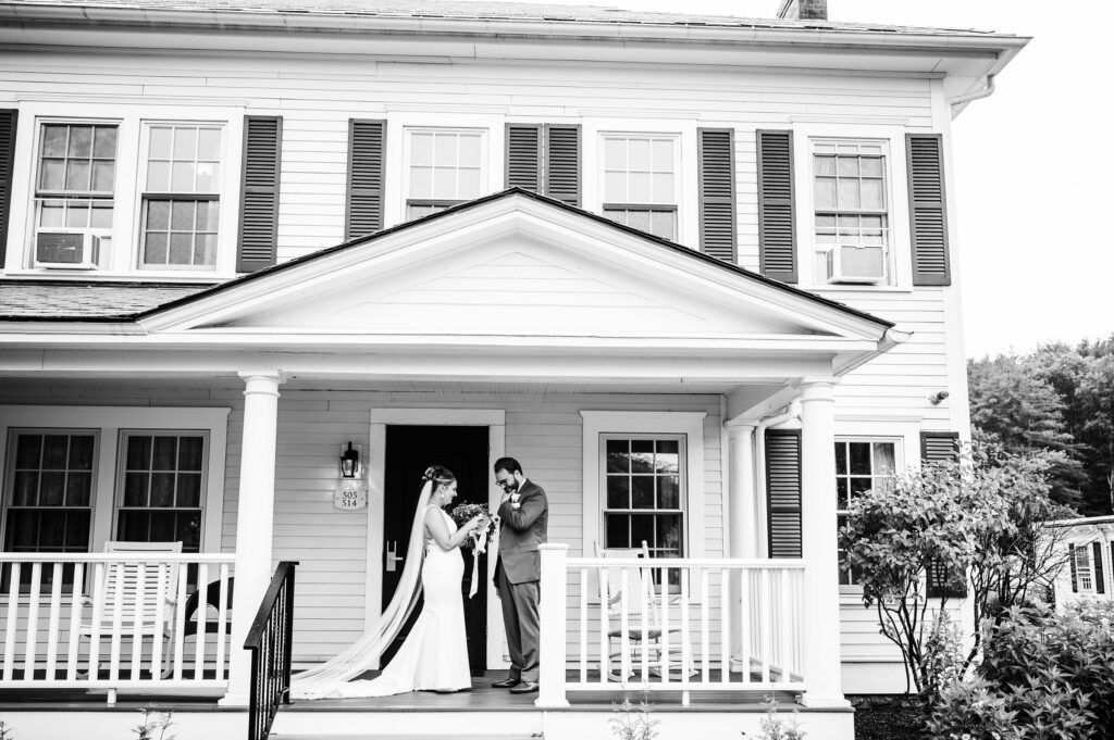 A Guide to Your Publick House Wedding in Sturbridge, MA