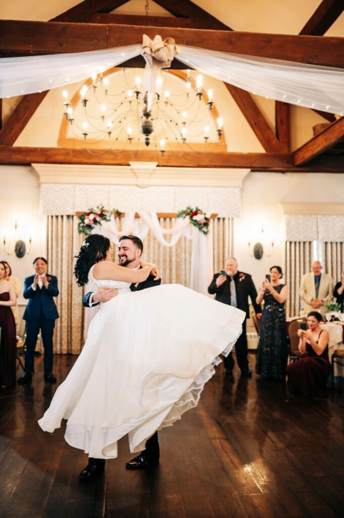 Charming and all inclusive wedding in New England