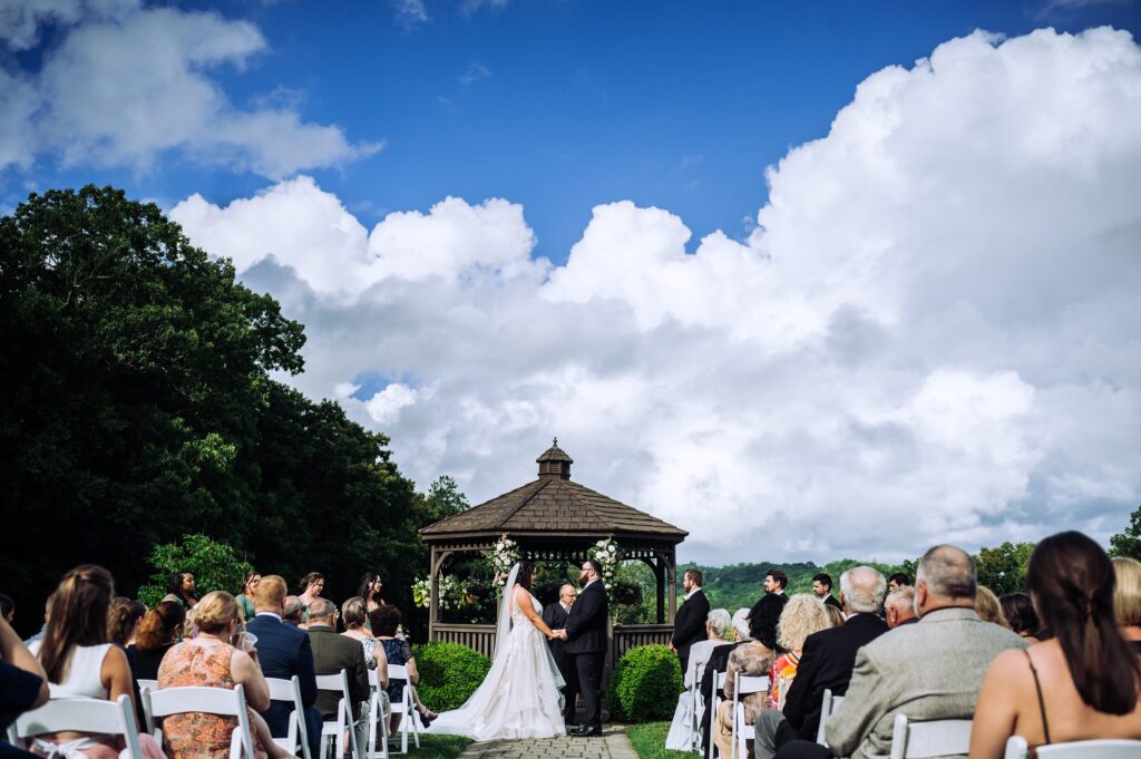 Zukas Hilltop Barn wedding day