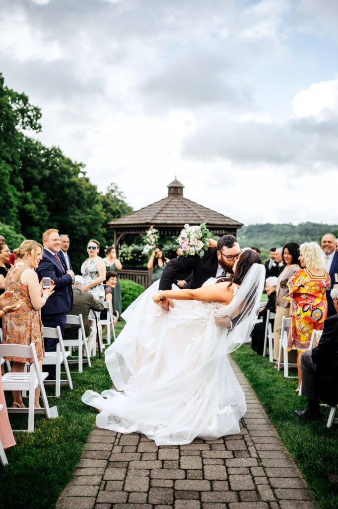 Zukas Hilltop Barn wedding day