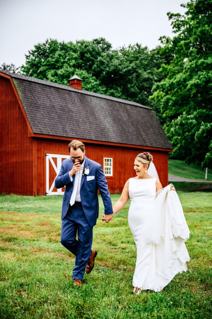 Rainy Day Wedding at the Publick House Historic Inn in Sturbridge, MA